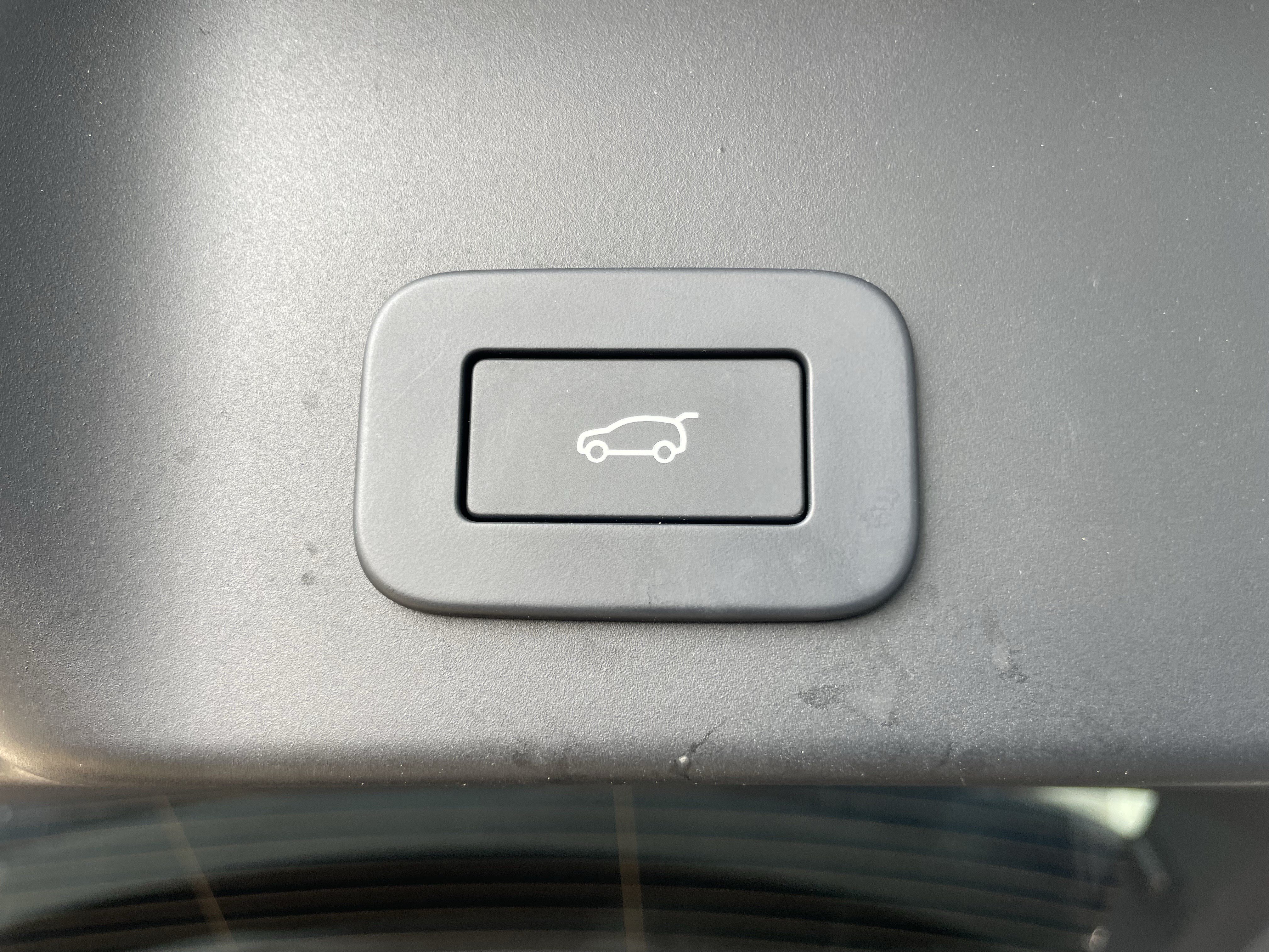 Certified 2025 Land Rover Range Rover Evoque Dynamic SE AWD/4WD image 37