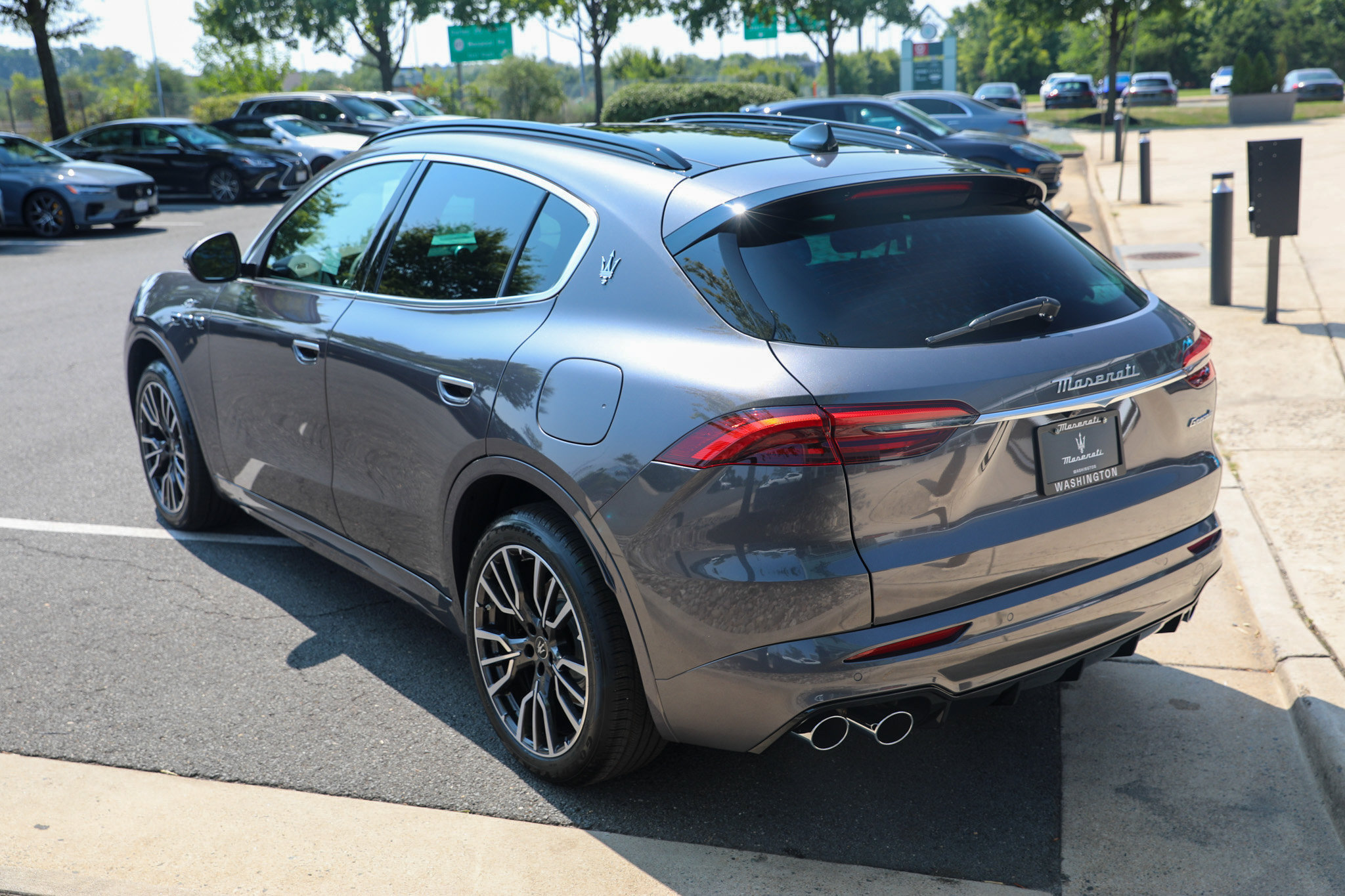 Used 2024 Maserati Grecale GT AWD/4WD image 7