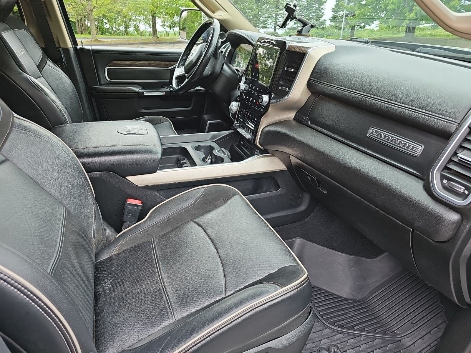 Used 2019 RAM 2500 Laramie AWD/4WD image 11