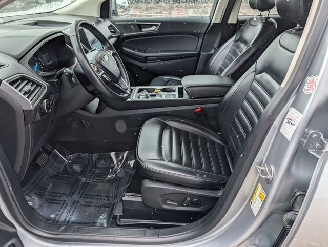 Used 2024 Ford Edge SEL image 2