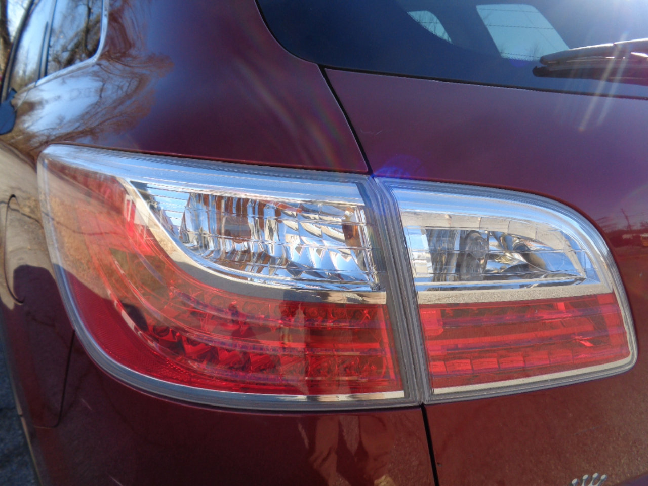 Used 2010 MAZDA CX-9 Grand Touring w/ Moonroof & Bose Audio Pkg image 12