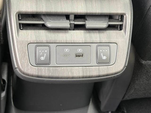 Used 2024 Nissan Ariya FWD image 25