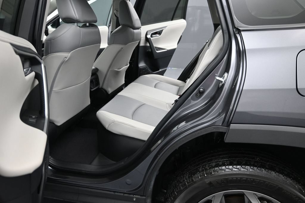 Used 2024 Toyota RAV4 Limited w/ Advanced Technology Package AWD/4WD image 12