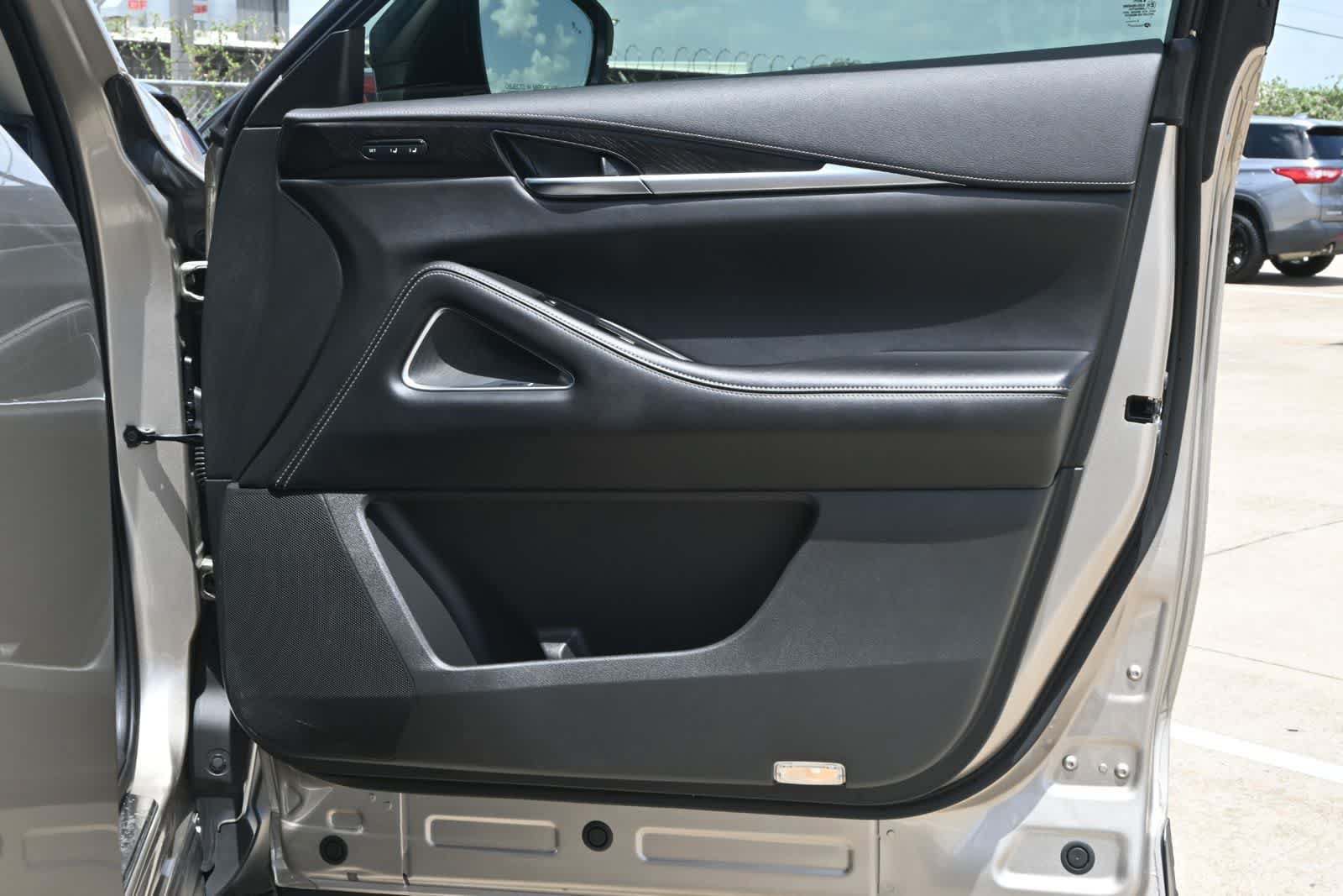 Used 2023 INFINITI QX60 Sensory w/ Cargo Package AWD/4WD image 23