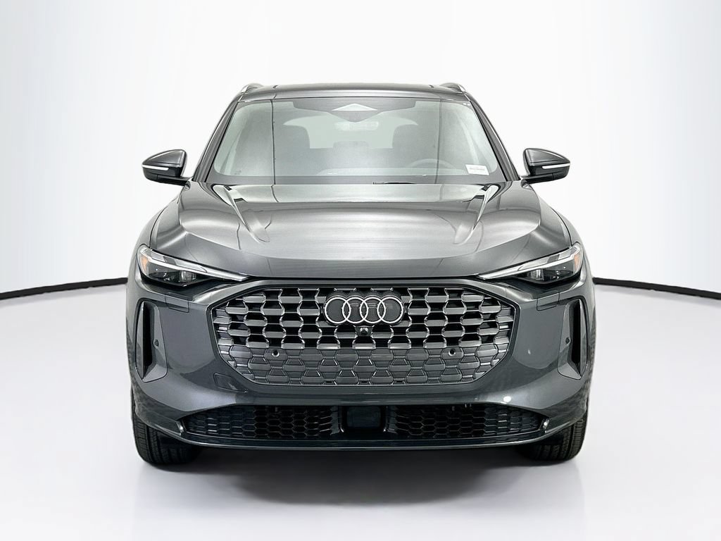 Used 2025 Audi Q5 Premium AWD/4WD image 2