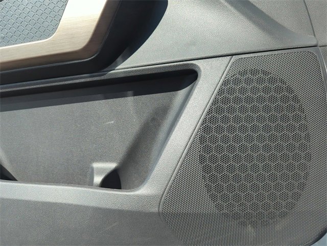 New 2025 Nissan Pathfinder Platinum w/ Lighting Package (N92) image 33