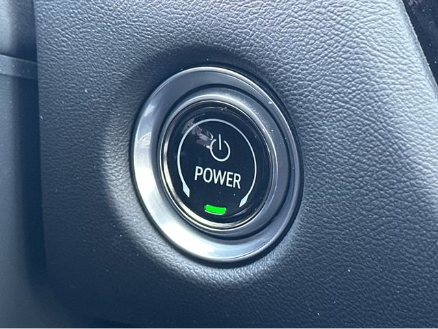 Certified 2024 Cadillac Lyriq Sport AWD/4WD image 34