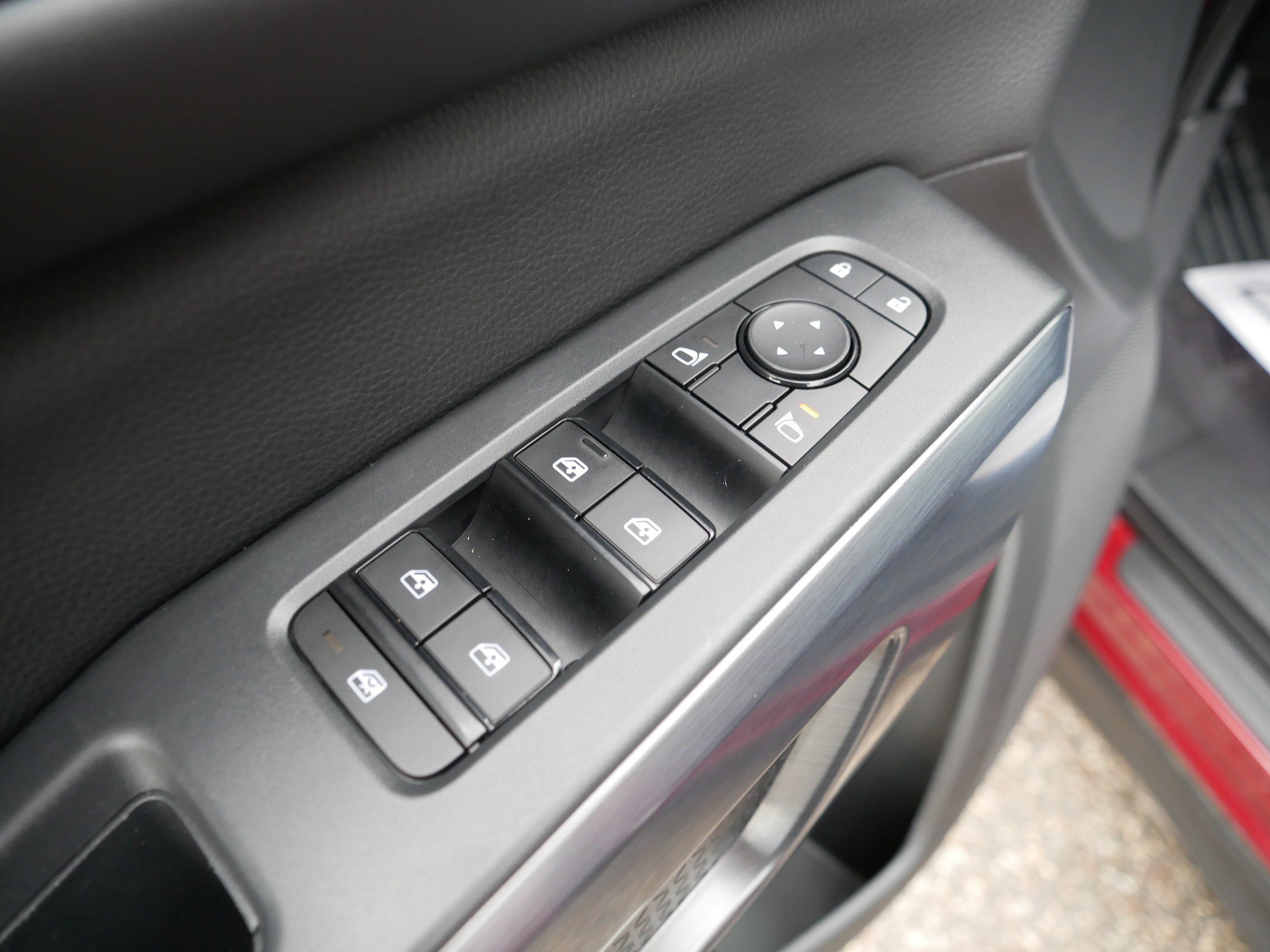 Used 2023 Nissan Pathfinder Rock Creek AWD/4WD image 19
