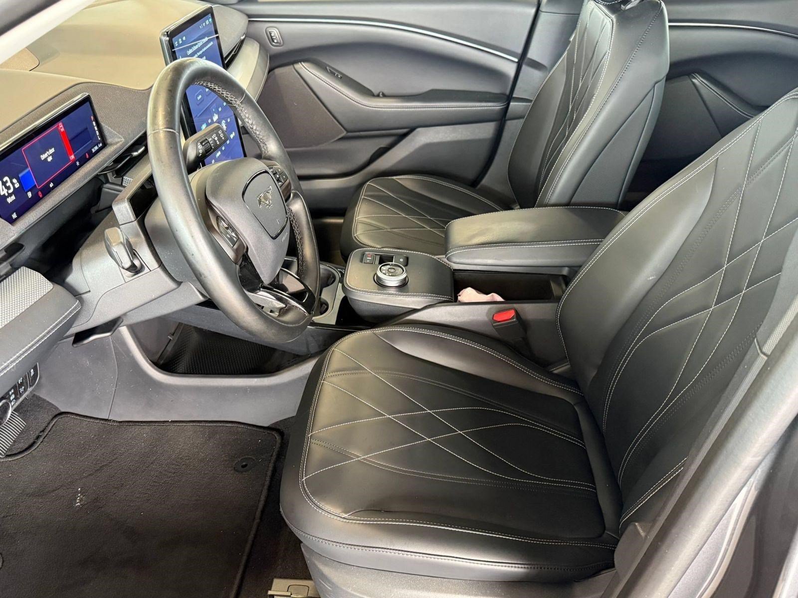 Certified 2023 Ford Mustang Mach-E Select RWD image 5