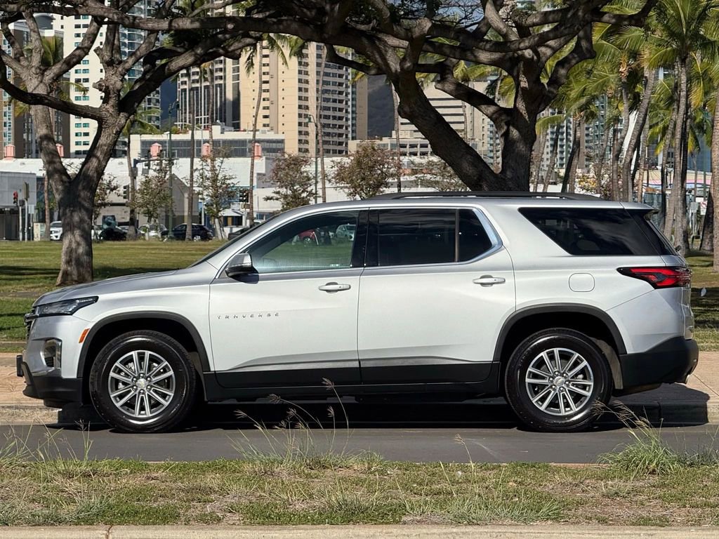 Used 2022 Chevrolet Traverse LT w/ LPO, Cargo Package image 2