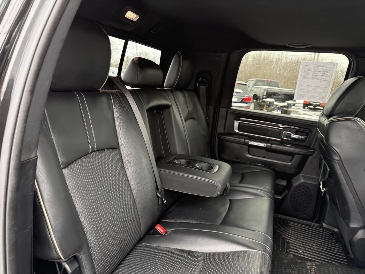 Used 2016 RAM 3500 Laramie Longhorn image 31