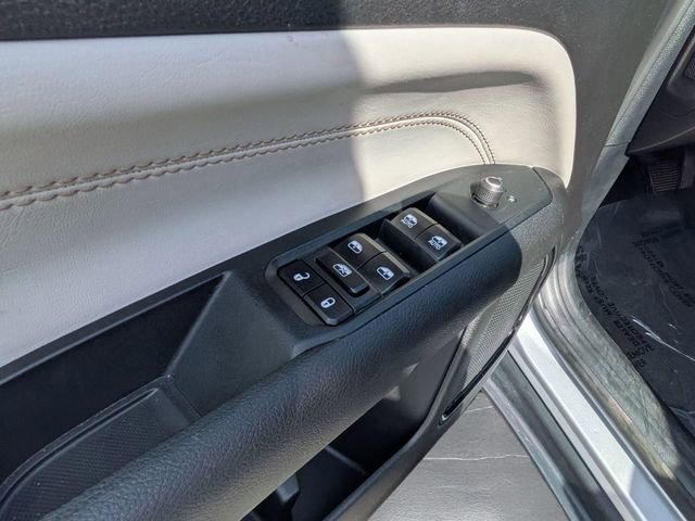 Used 2025 Jeep Compass Limited AWD/4WD image 15