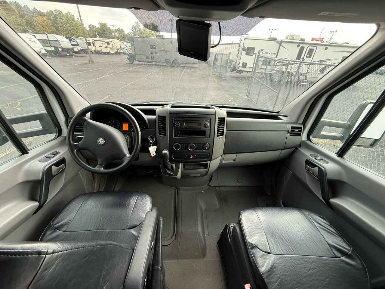 Used 2008 Dodge Sprinter 3500 image 11