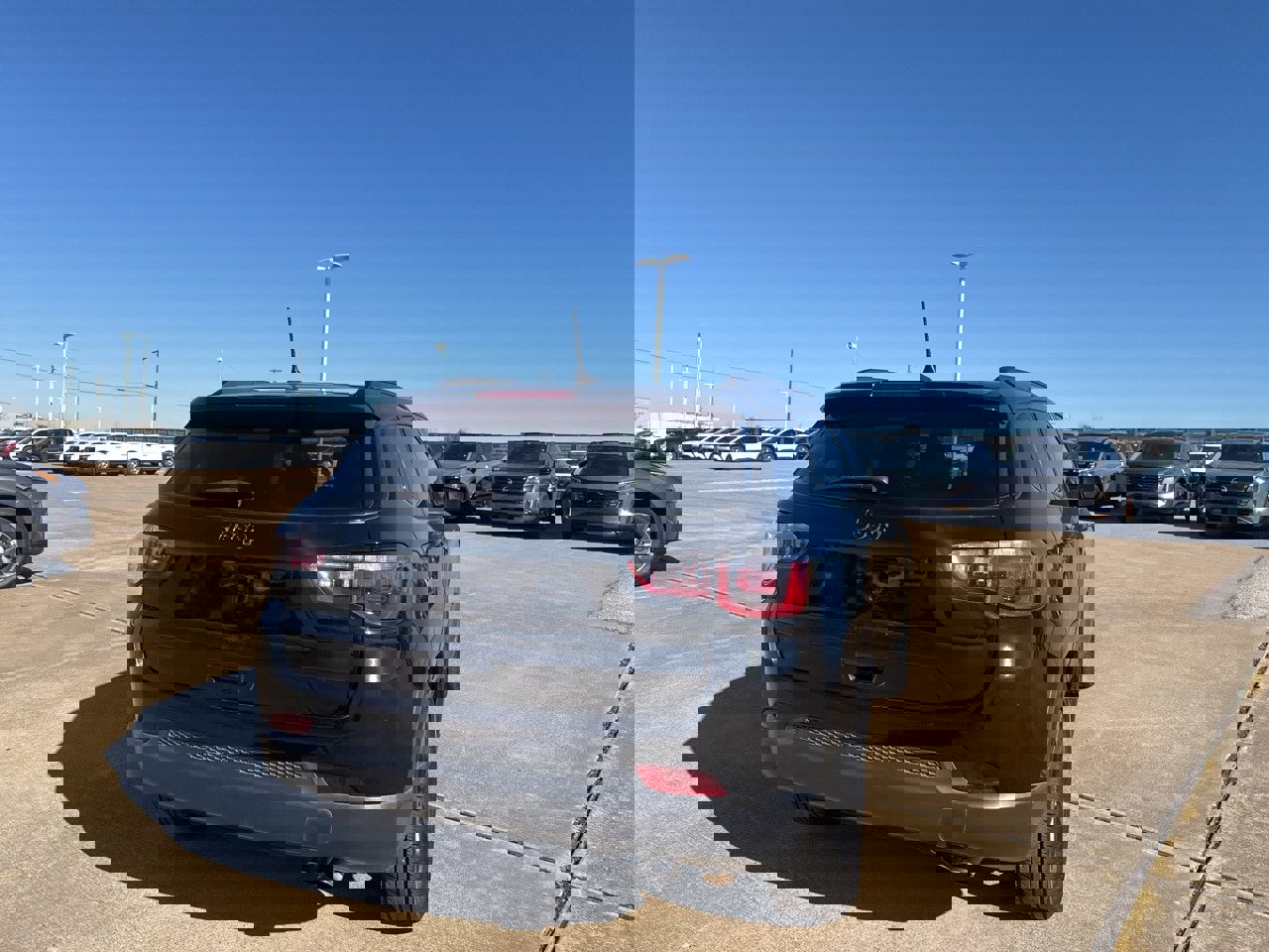 Used 2020 Jeep Compass Latitude image 20