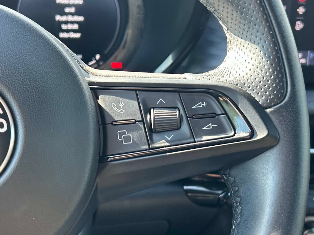Used 2024 Alfa Romeo Tonale Ti w/ Premium Interior Package AWD/4WD image 22