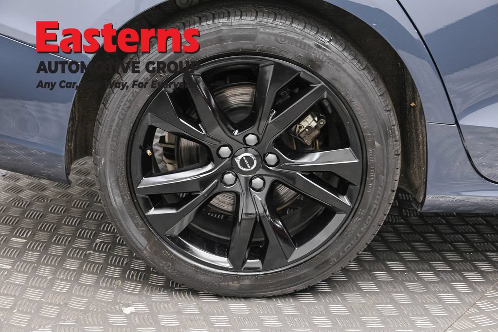 Used 2024 Volvo S60 B5 Core FWD image 29