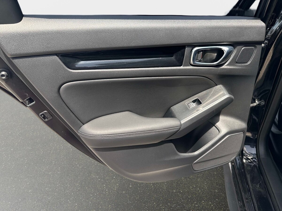 Certified 2022 Honda Civic Sport Touring image 11