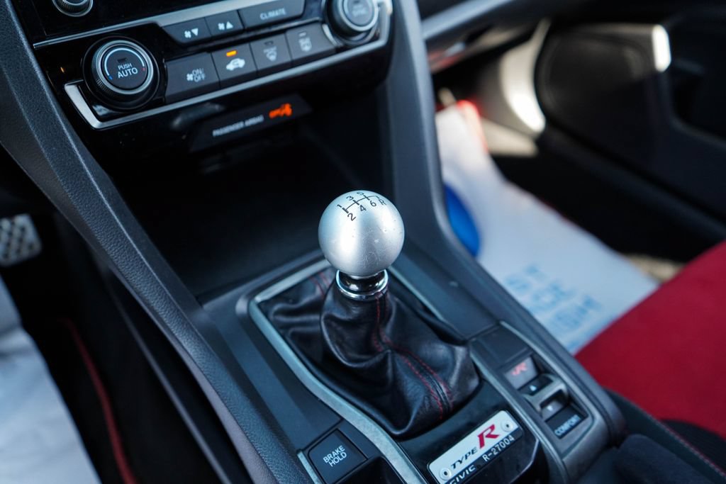 Used 2019 Honda Civic Type R image 15