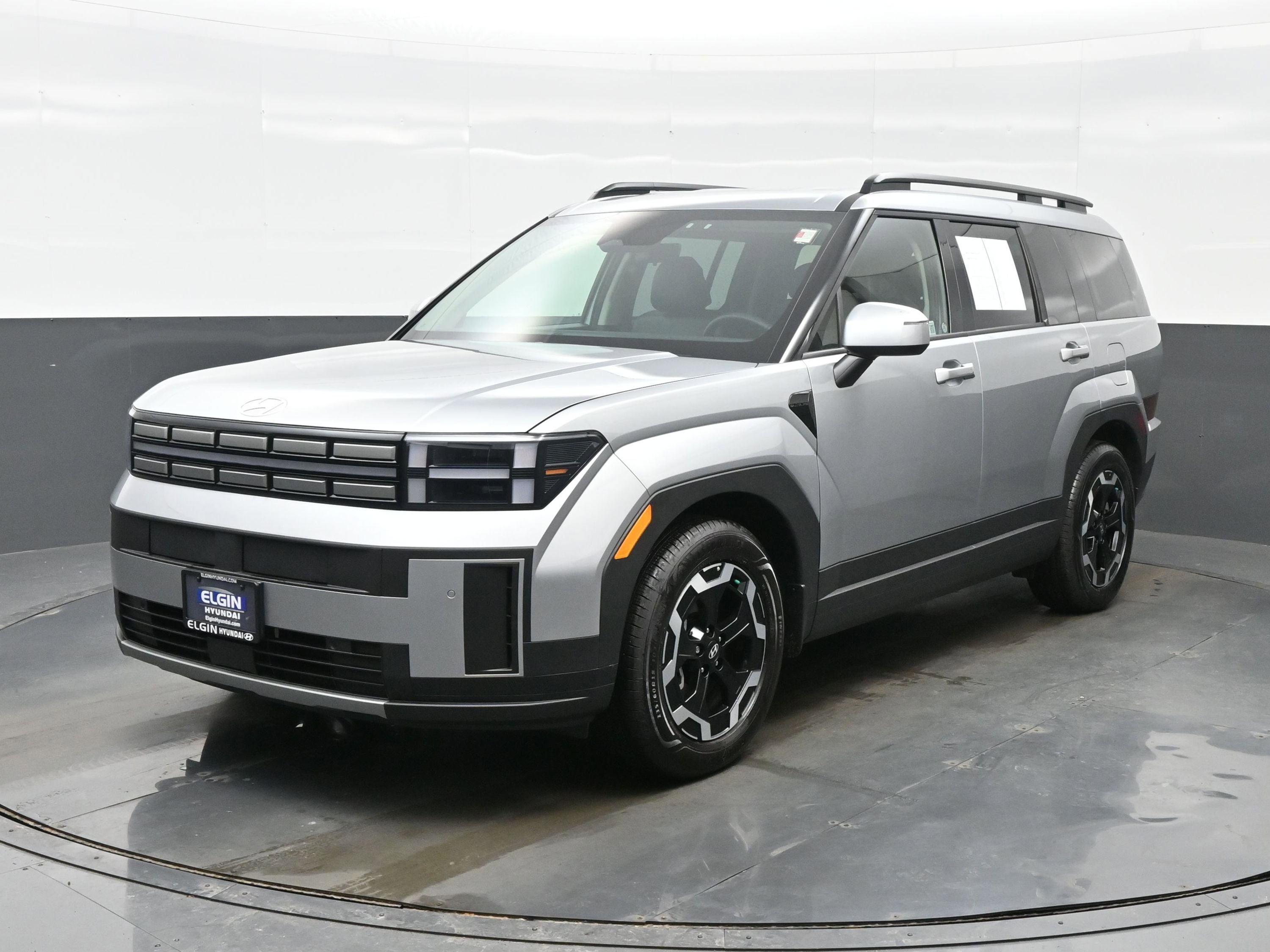 Certified 2026 Hyundai Santa Fe SEL image 2