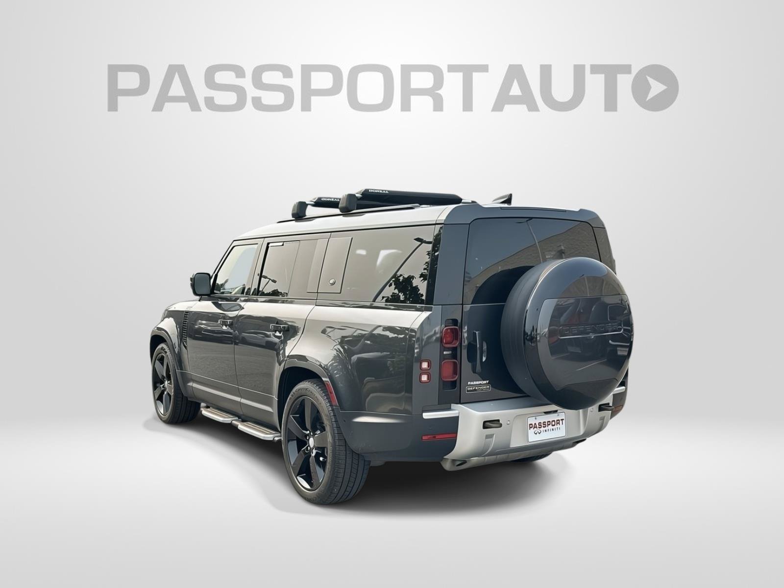 Used 2023 Land Rover Defender 130 First Edition AWD/4WD image 3