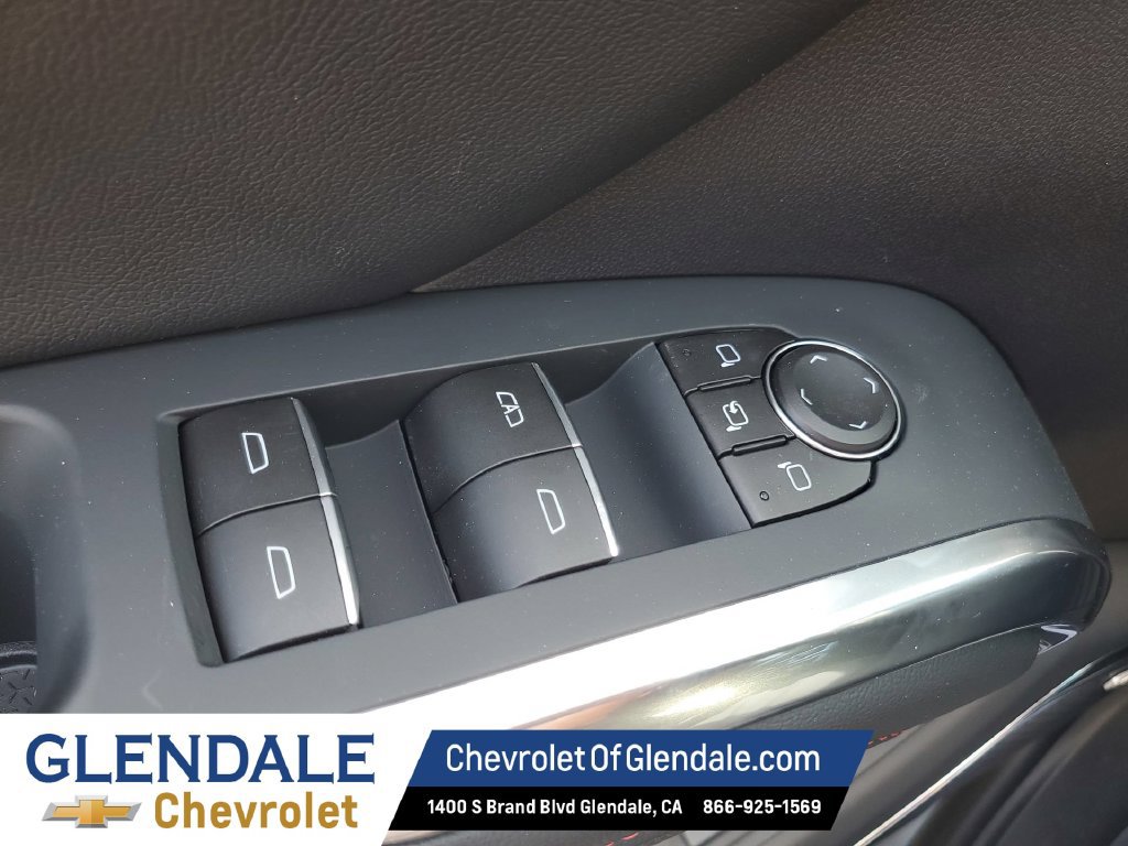 New 2026 Chevrolet Traverse RS w/ LPO, Floor Liner Package FWD image 30