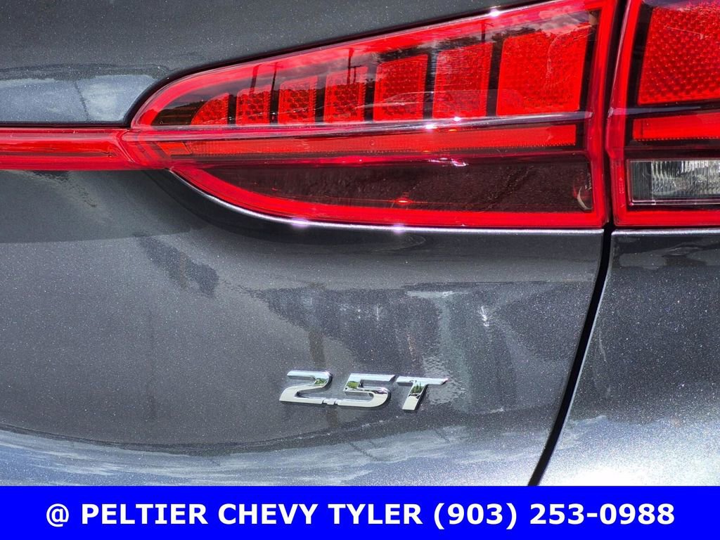 Used 2023 Hyundai Santa Fe Calligraphy image 10