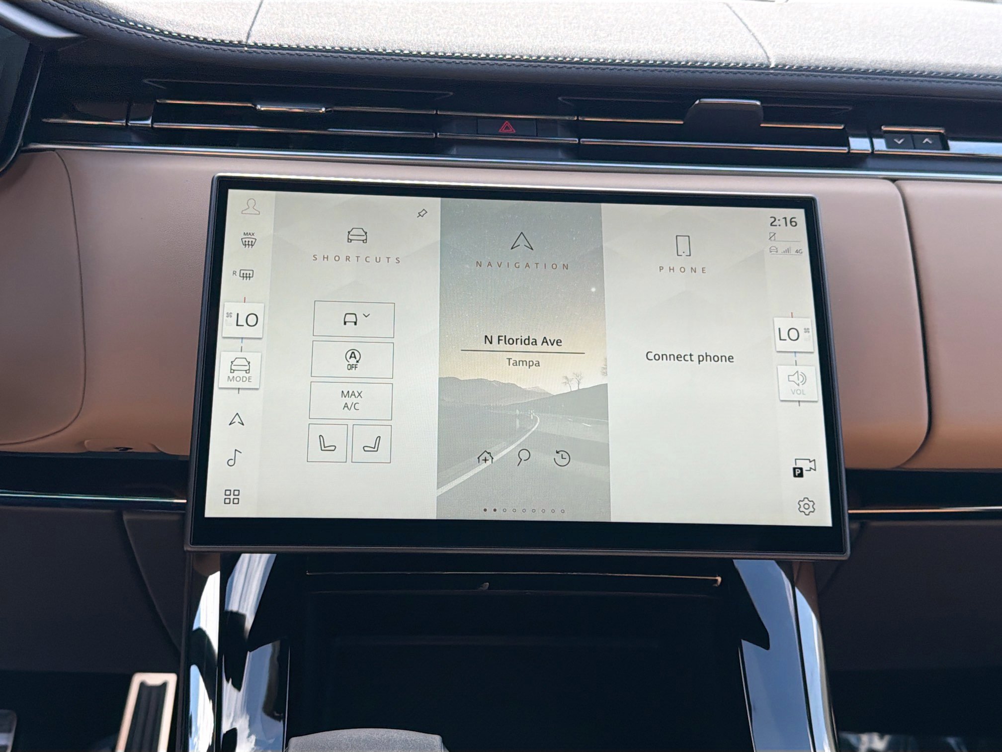 New 2026 Land Rover Range Rover Sport Dynamic SE image 30