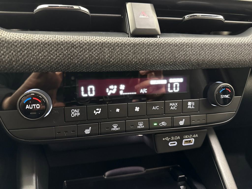 New 2026 Subaru Outback Limited AWD/4WD image 22