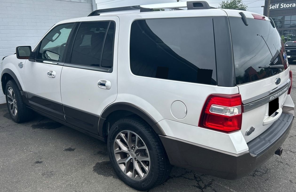 Used 2017 Ford Expedition King Ranch RWD image 2