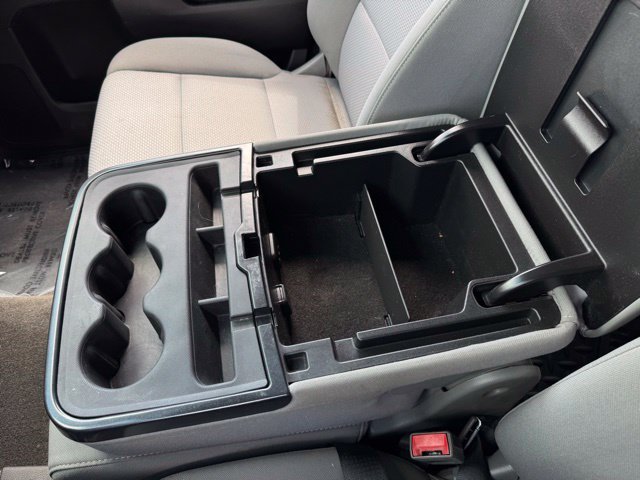 Used 2018 Chevrolet Silverado 1500 Custom w/ Custom Convenience Package AWD/4WD image 19