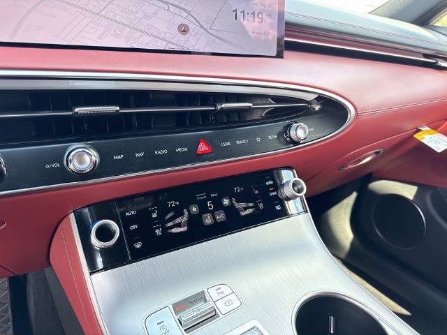 New 2027 Genesis GV70 2.5T Sport Prestige AWD/4WD image 24