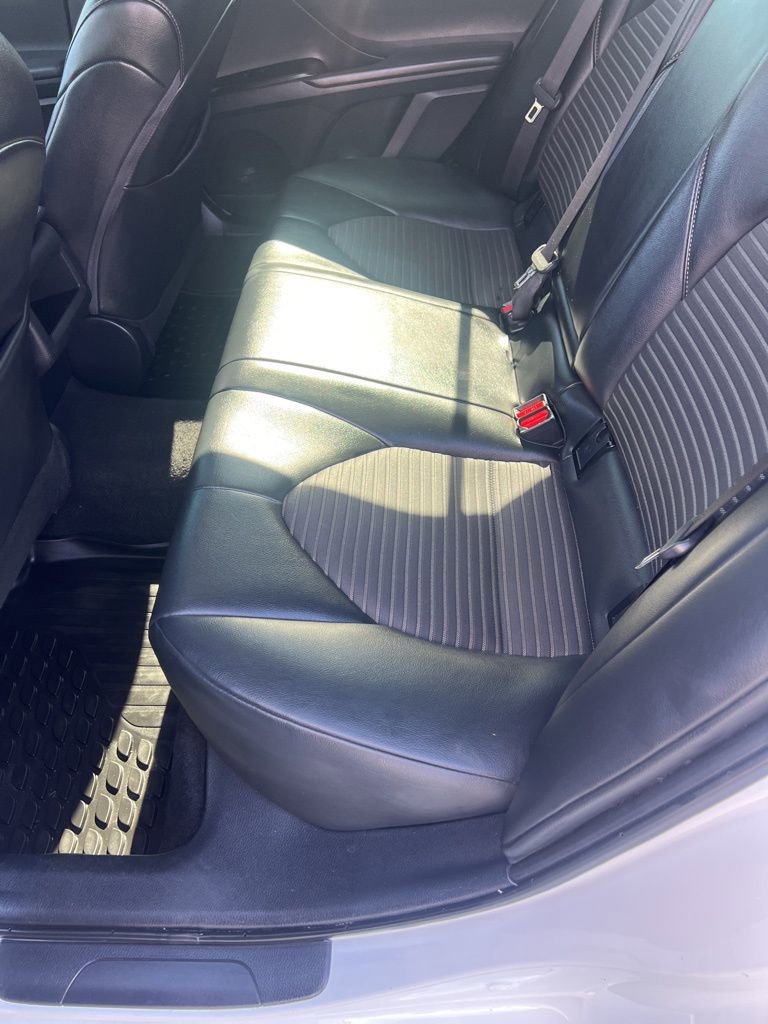 Used 2024 Toyota Camry SE w/ Convenience Package image 10