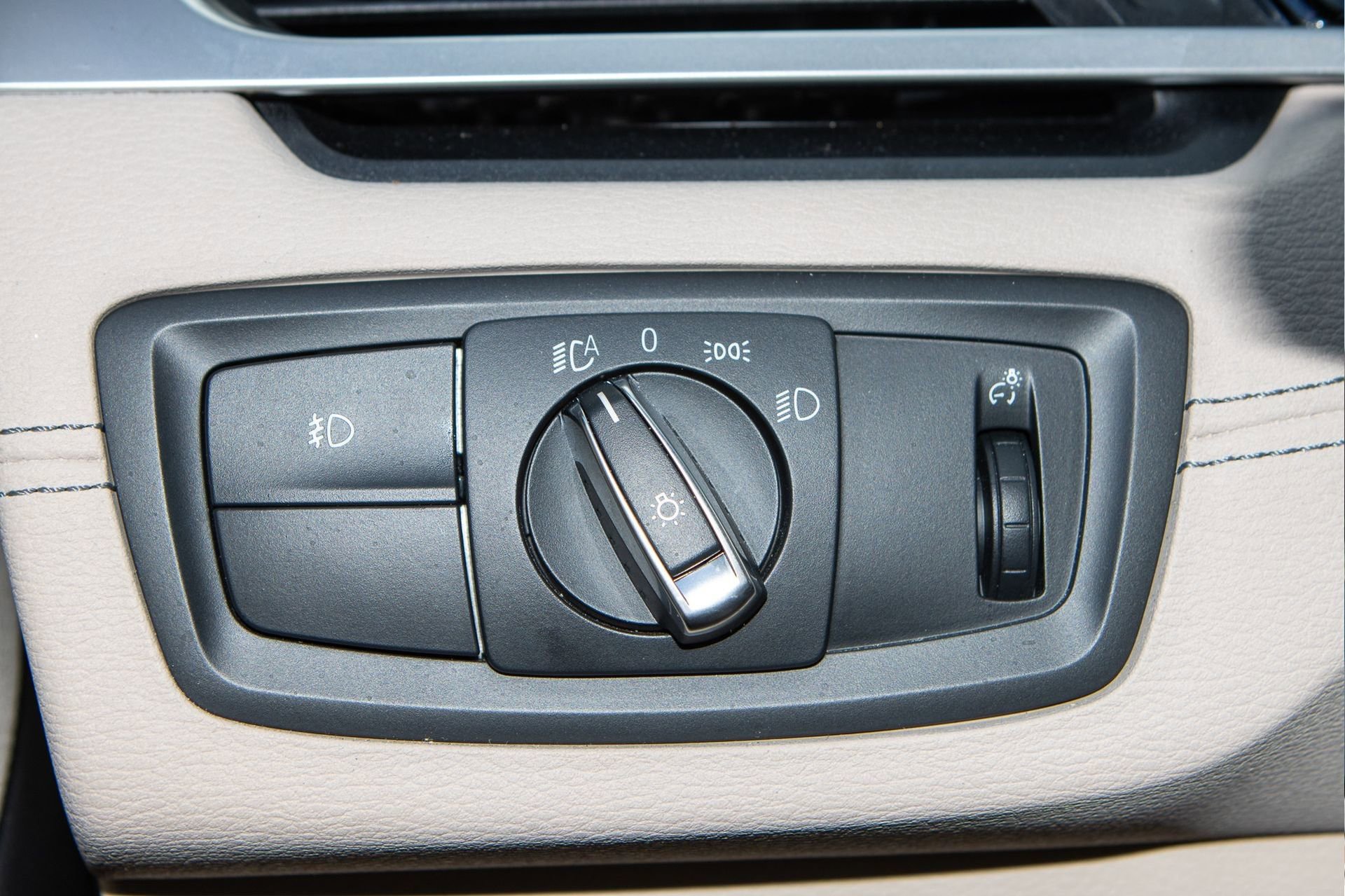 Used 2020 BMW X1 sDrive28i w/ Convenience Package image 28