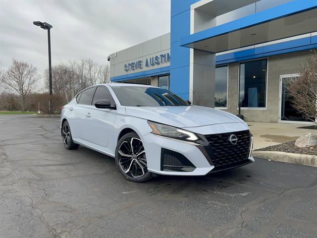 Used 2024 Nissan Altima 2.5 SR w/ SR Premium Package