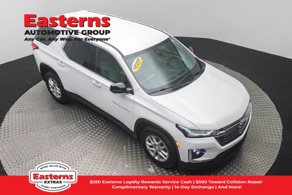 Used 2023 Chevrolet Traverse LS FWD image 4