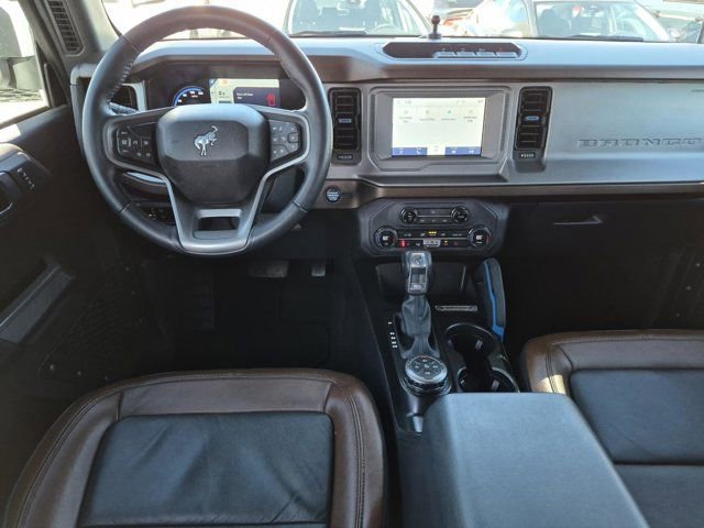 Used 2023 Ford Bronco Outer Banks image 14