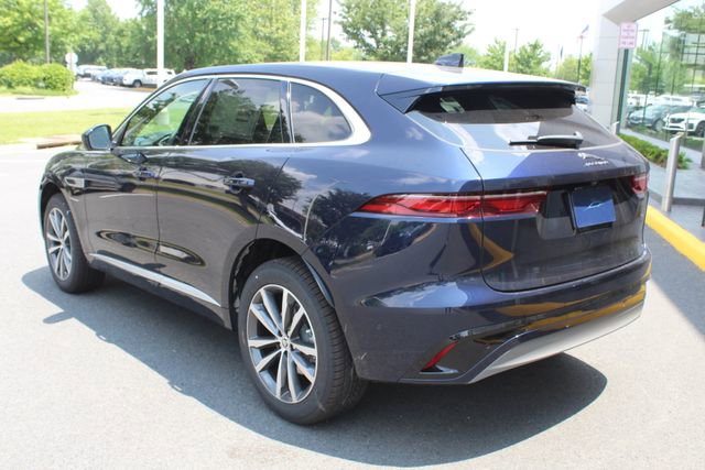 New 2026 Jaguar F-PACE R-Dynamic S image 10