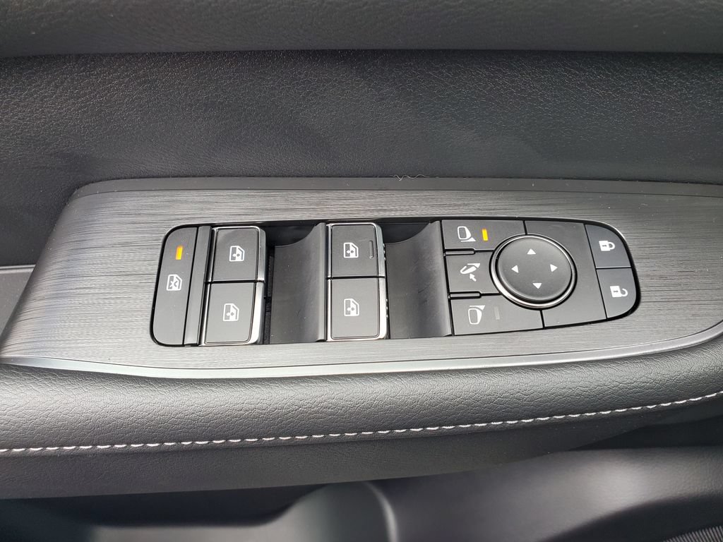 New 2026 Nissan Armada PRO-4X w/ Captain's Chari Seat Package AWD/4WD image 29