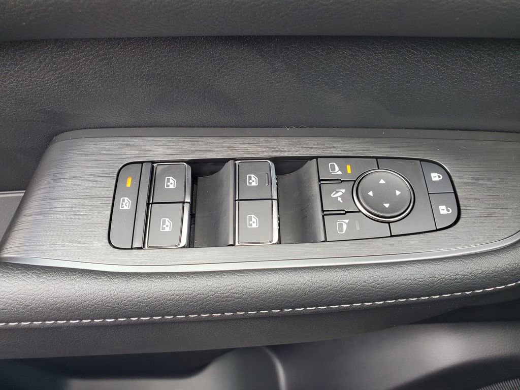 New 2026 Nissan Armada PRO-4X w/ Captain's Chari Seat Package AWD/4WD image 29