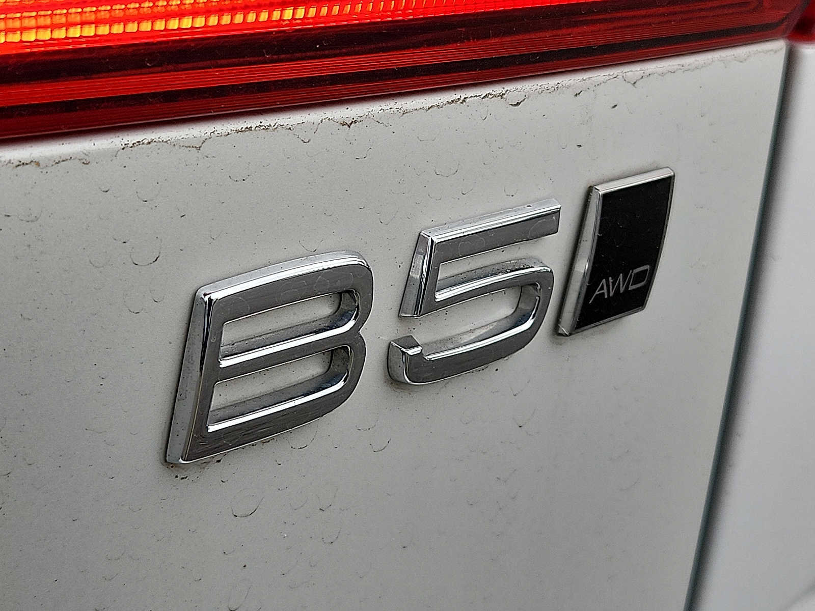 Certified 2023 Volvo XC60 B5 Plus w/ Climate Package image 29