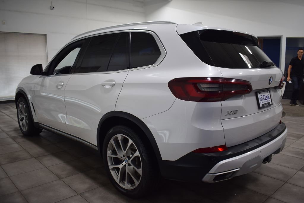 Used 2022 BMW X5 xDrive40i image 2