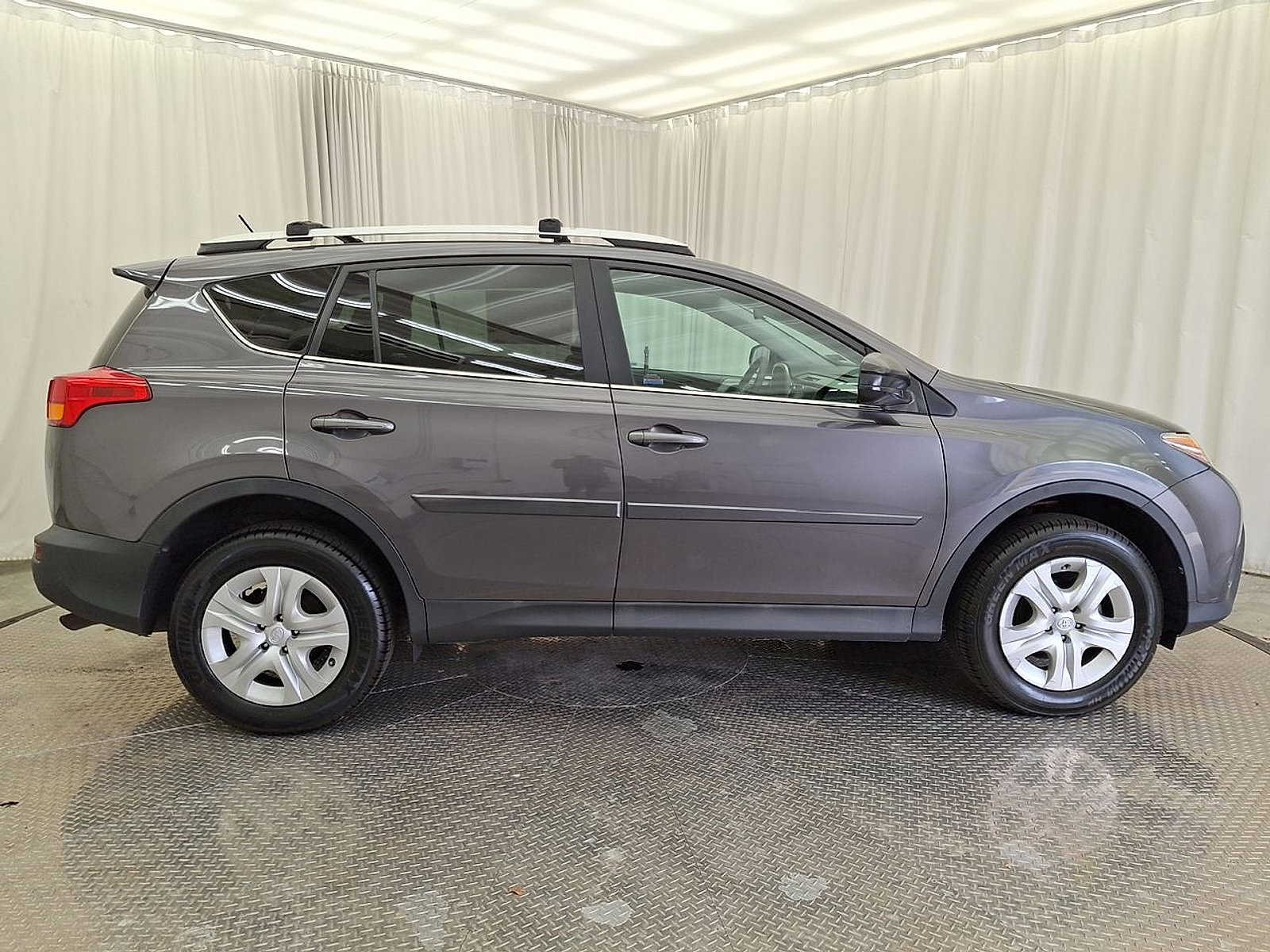 Used 2014 Toyota RAV4 LE image 25