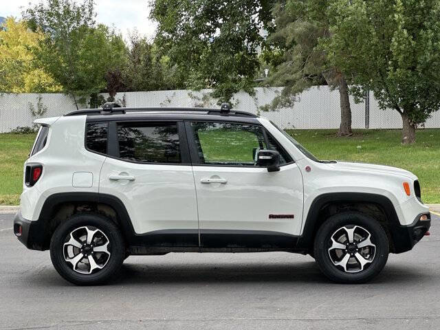 Used 2019 Jeep Renegade Trailhawk image 3