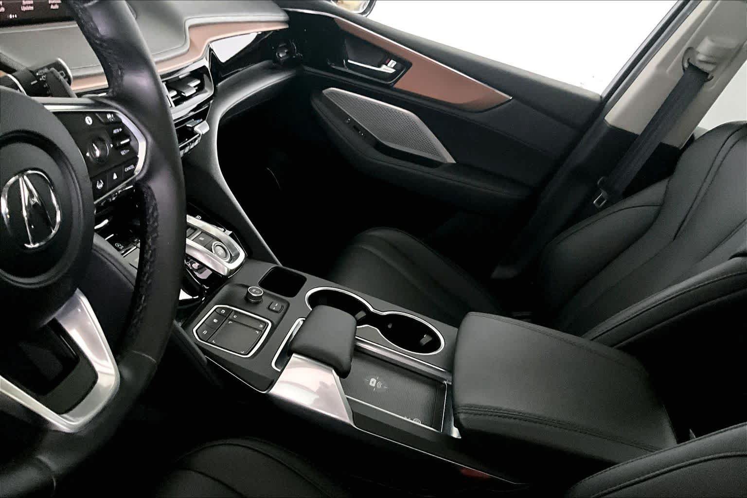 Used 2022 Acura MDX SH-AWD image 17