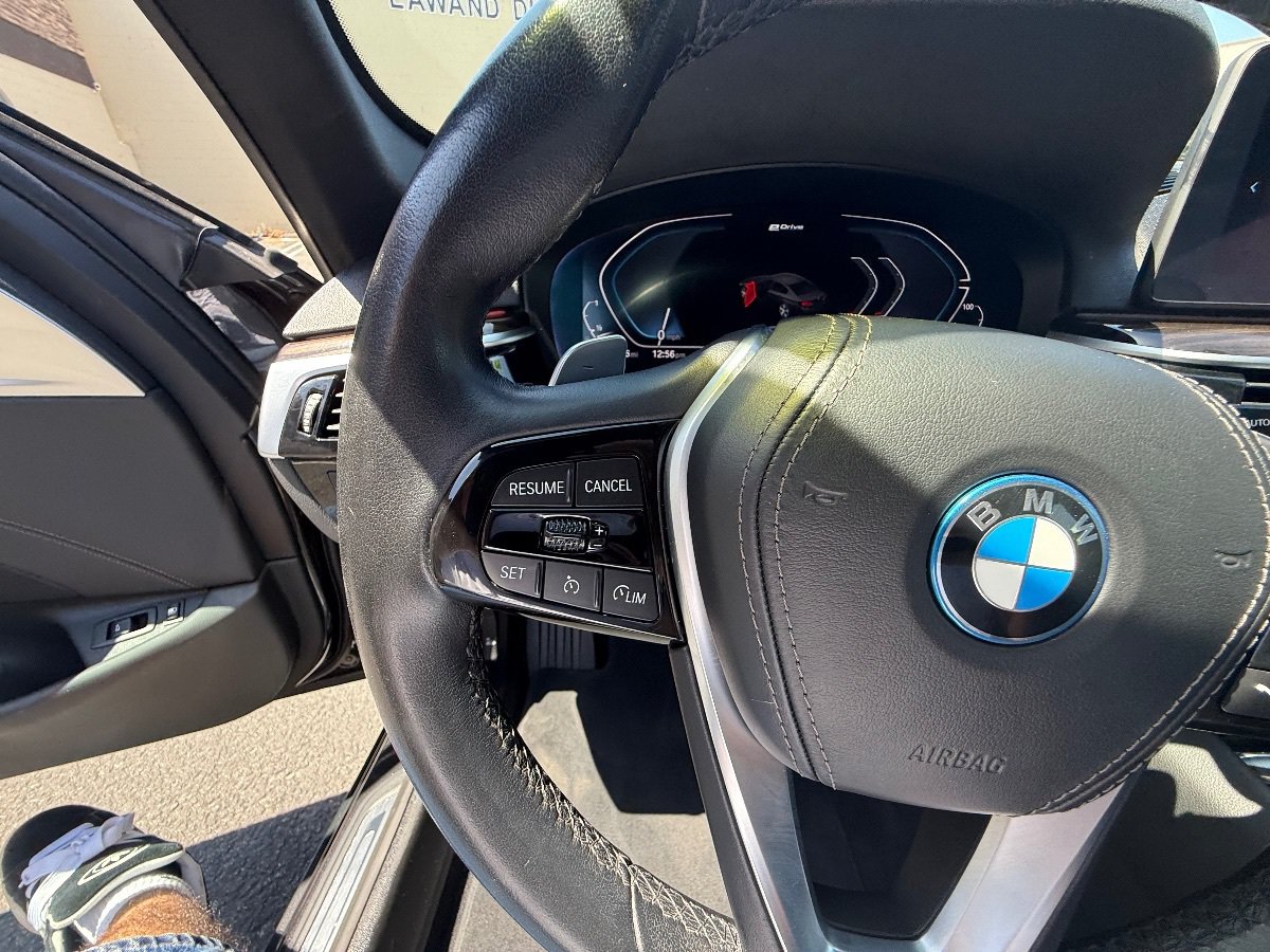 Used 2023 BMW 530e w/ Convenience Package RWD image 26