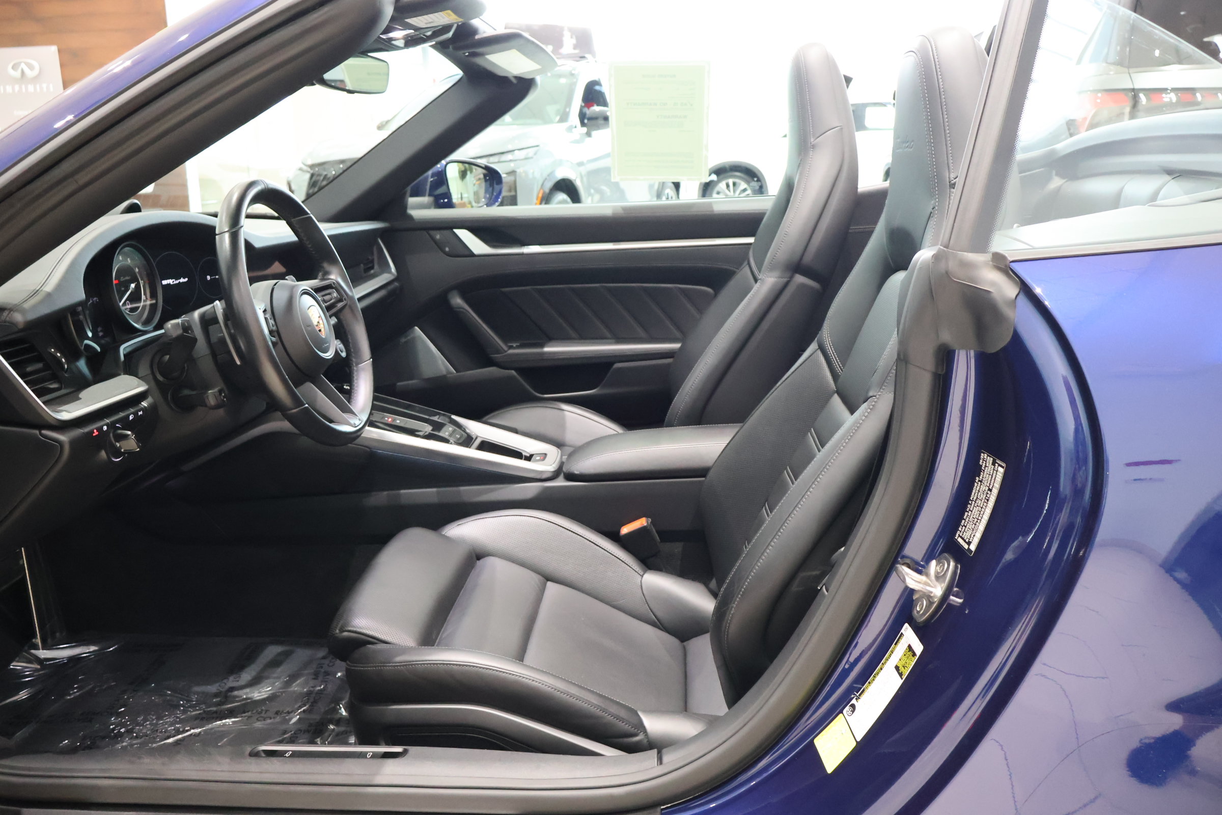 Used 2024 Porsche 911 Turbo AWD/4WD image 2