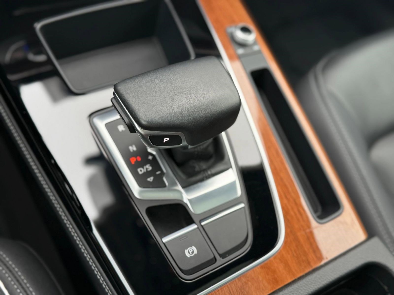 Used 2022 Audi Q5 2.0T Premium Plus w/ Premium Plus Package image 31