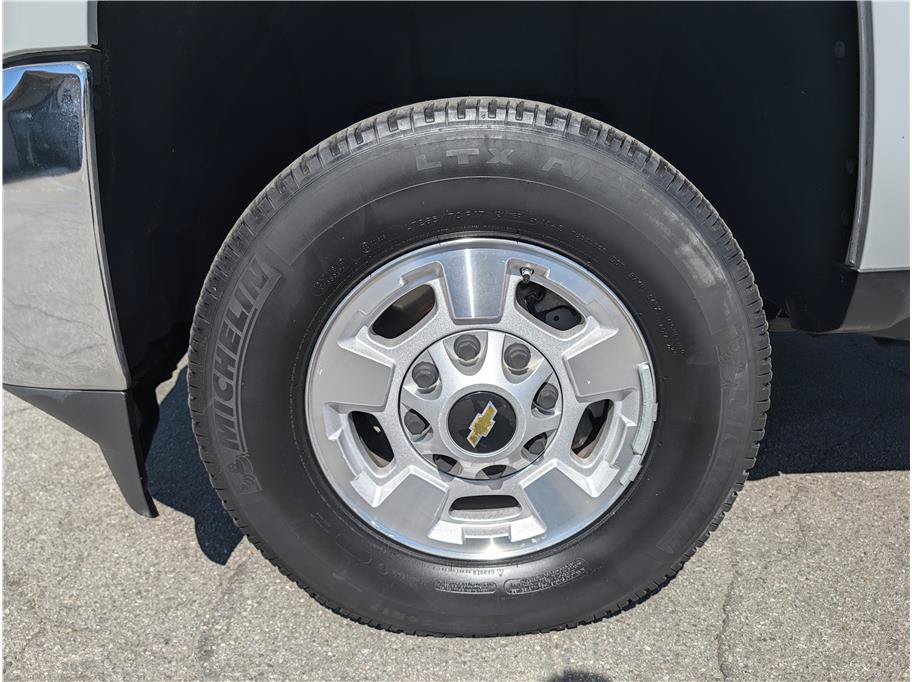 Used 2018 Chevrolet Silverado 2500 LT w/ LT Convenience Package AWD/4WD image 20