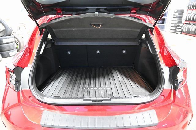 Used 2025 Toyota Corolla XSE image 29