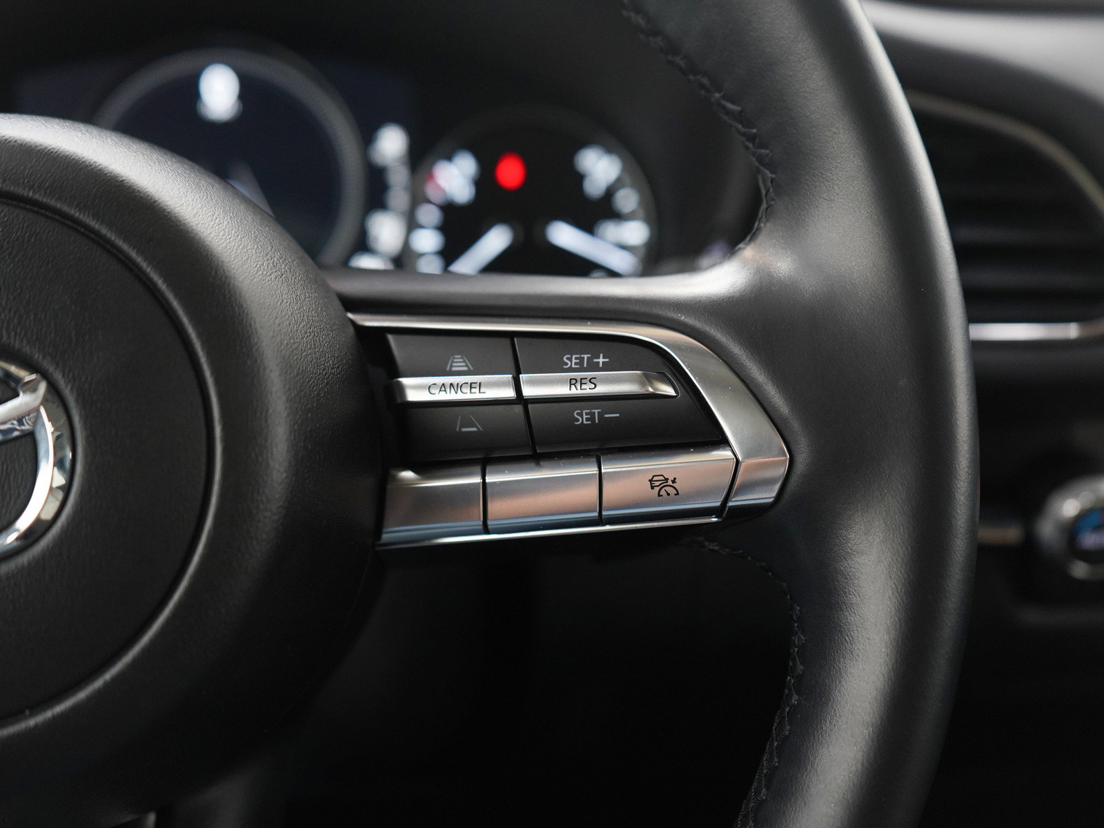 Used 2022 MAZDA CX-30 AWD 2.5 S w/ Premium Package image 28